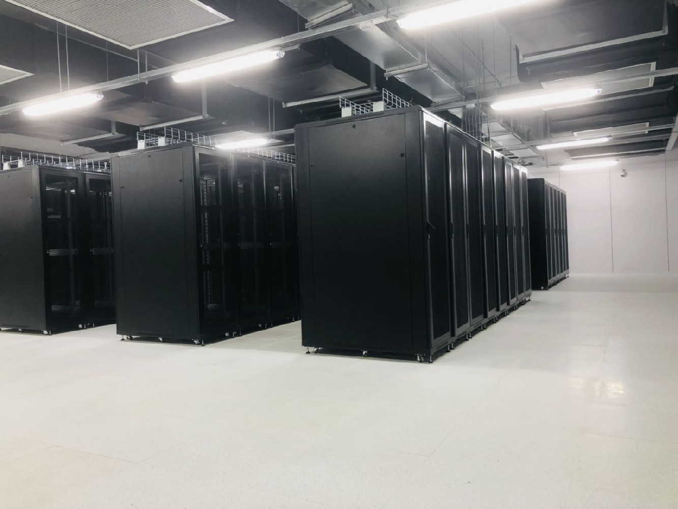 2023年5月為山東某晶圓廠供貨UPS設(shè)備